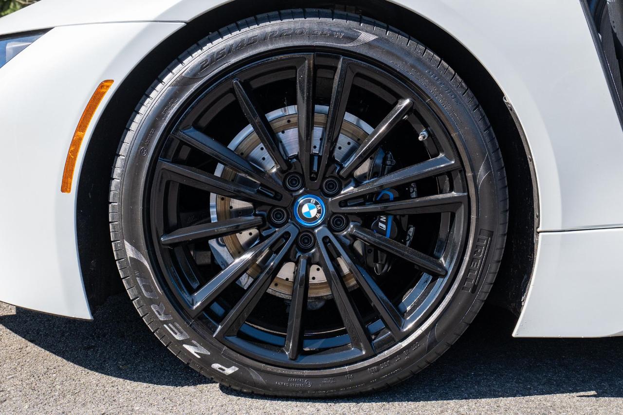 BMW i8 Convertible 2019