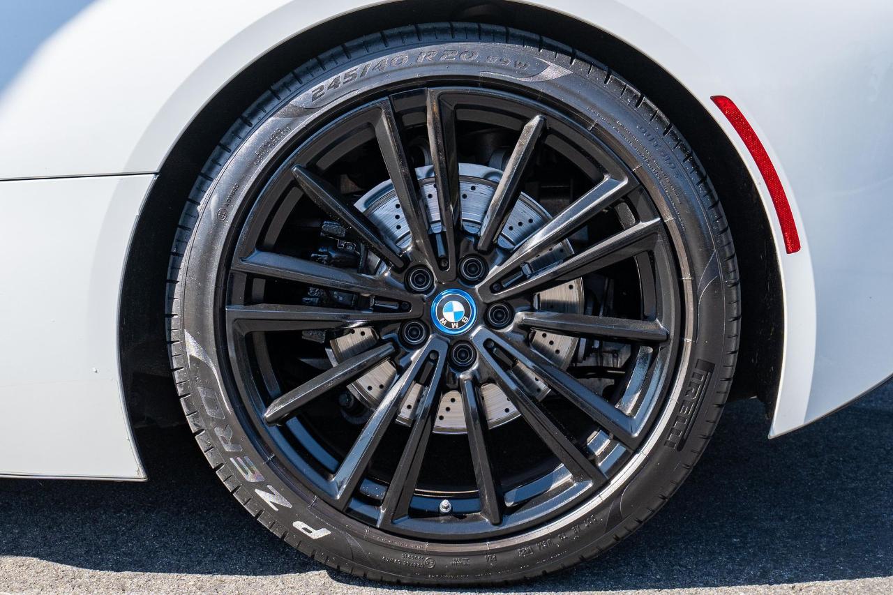 BMW i8 Convertible 2019