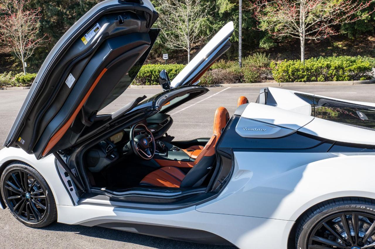 BMW i8 Convertible 2019