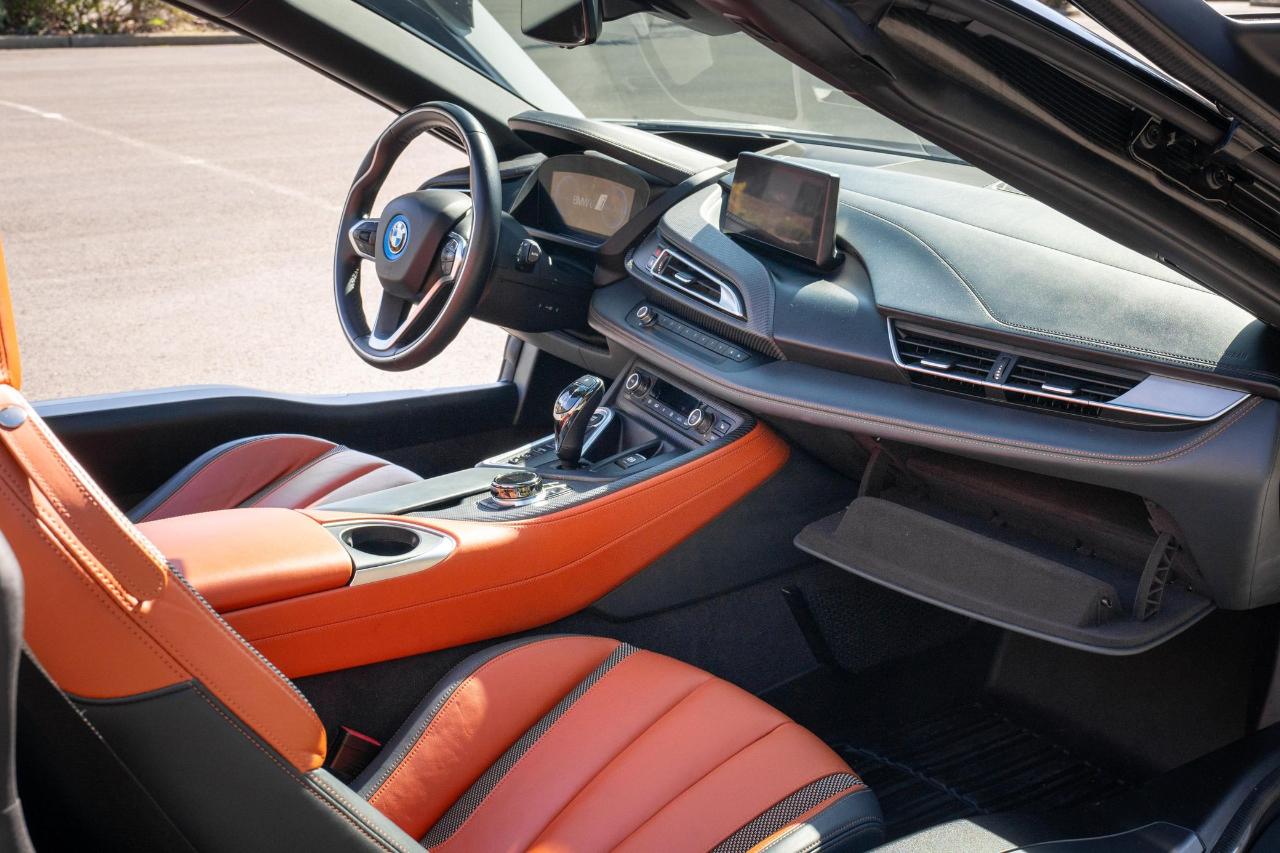 BMW i8 Convertible 2019