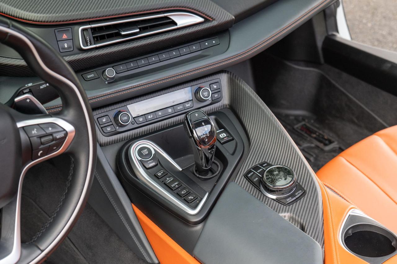 BMW i8 Convertible 2019