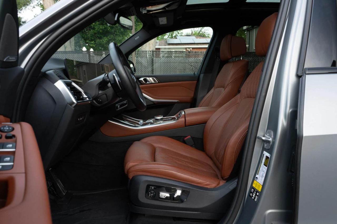BMW X5 M60i 2024