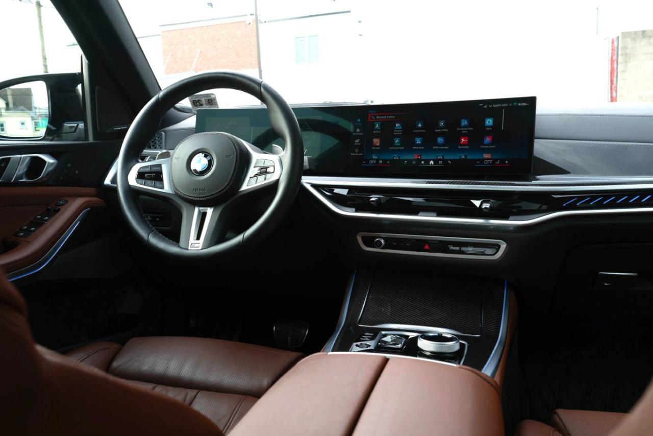 BMW X5 M60i 2024