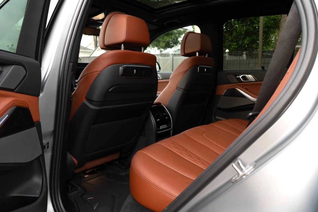 BMW X5 M60i 2024