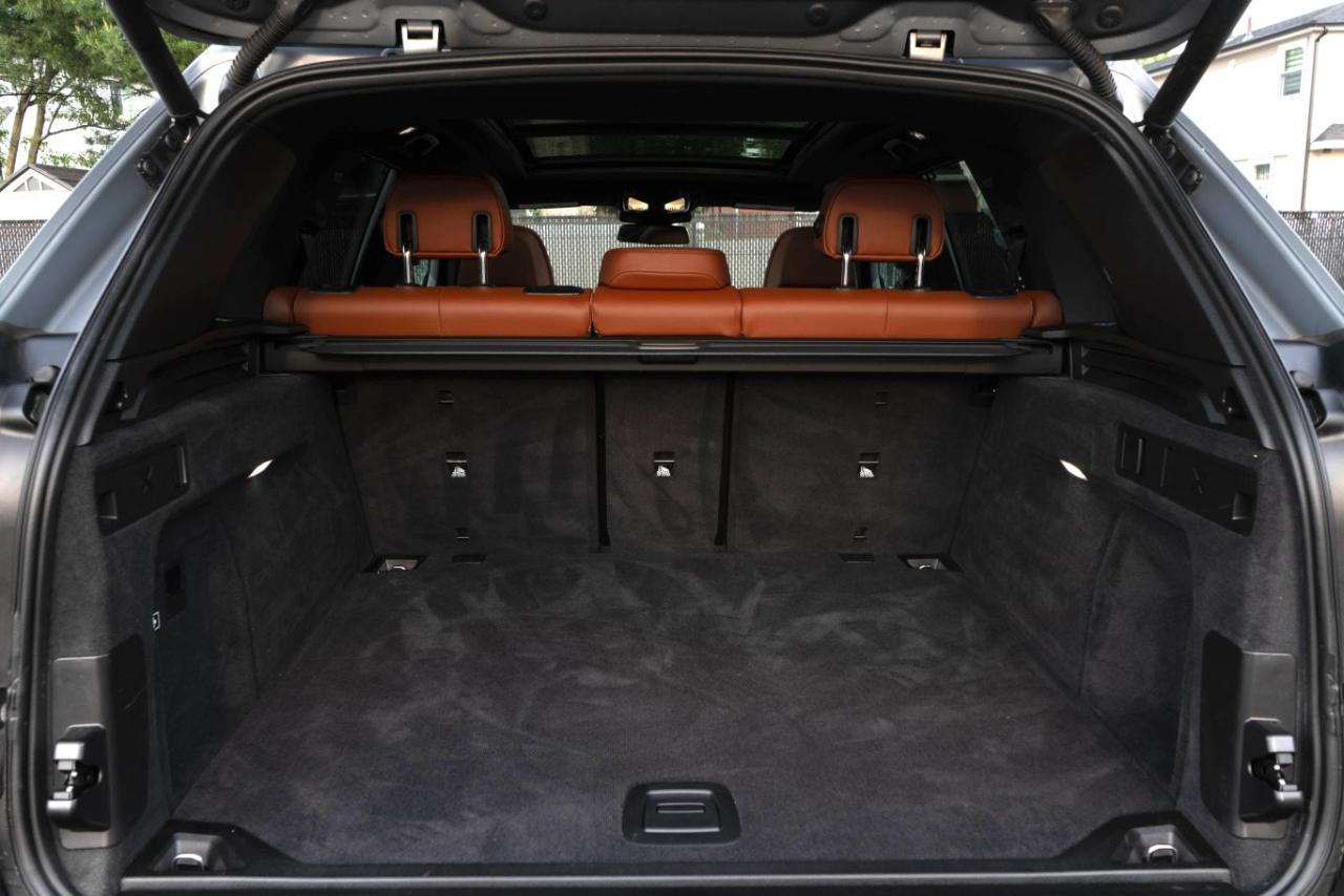 BMW X5 M60i 2024
