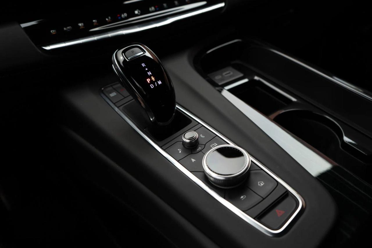 Cadillac Escalade  2024