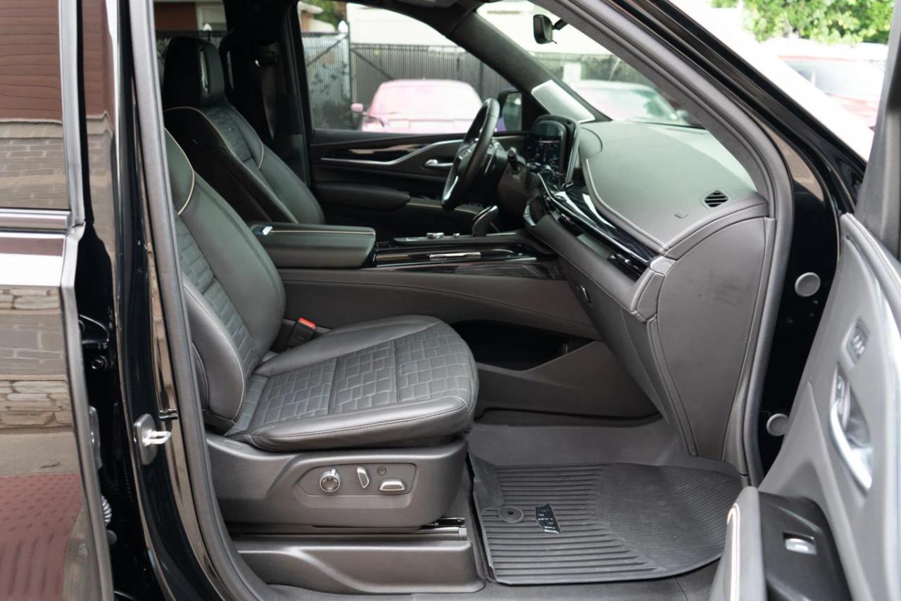 Cadillac Escalade  2024