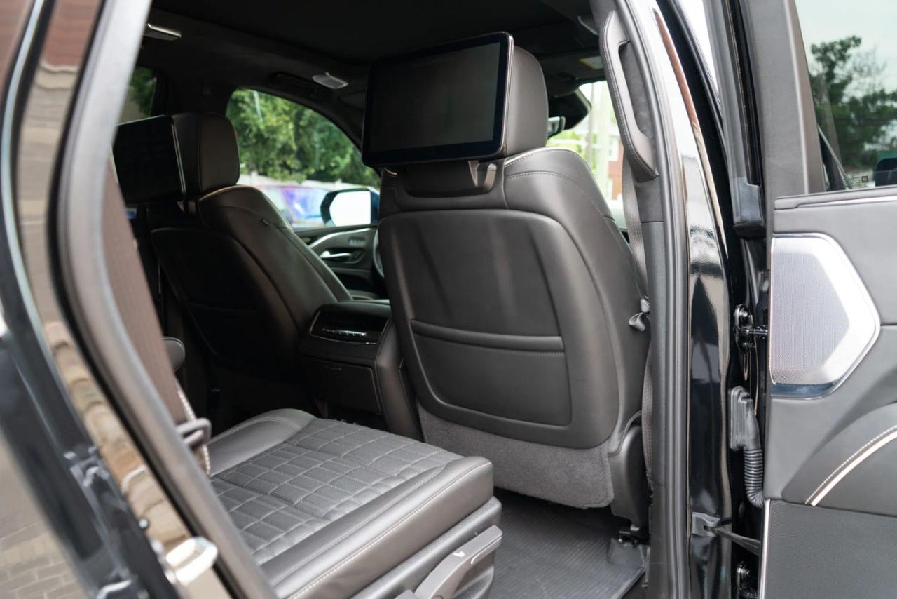 Cadillac Escalade  2024