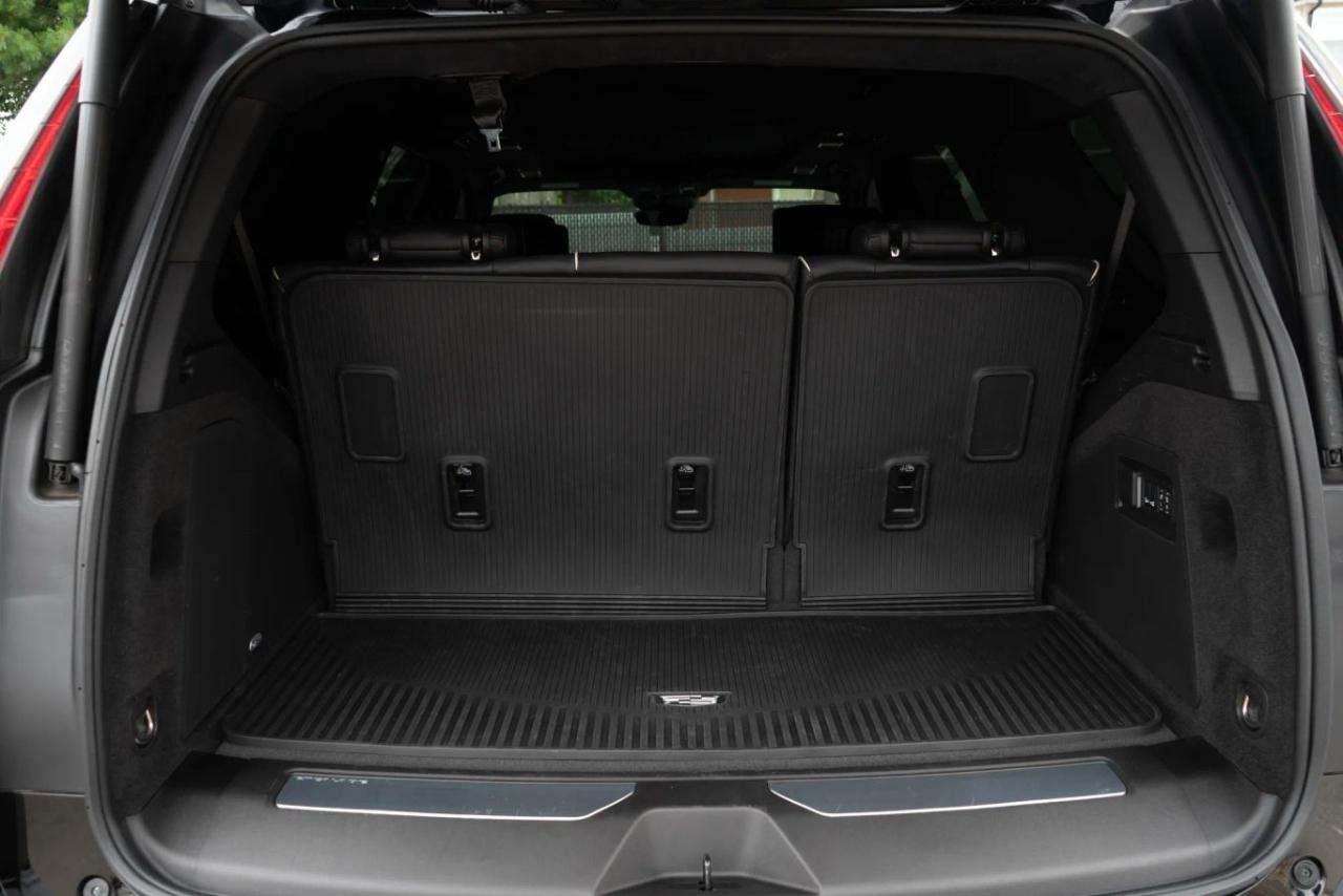 Cadillac Escalade  2024