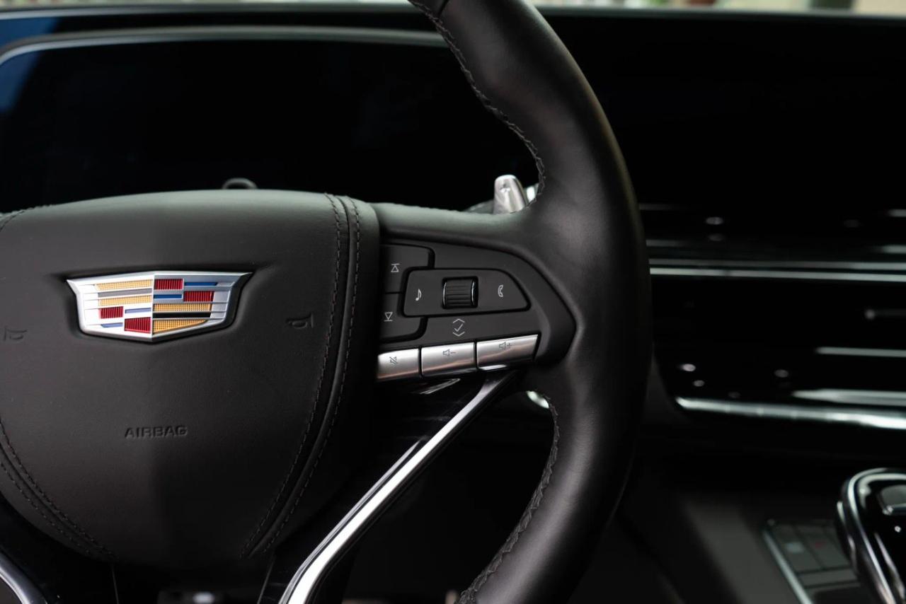 Cadillac Escalade  2024
