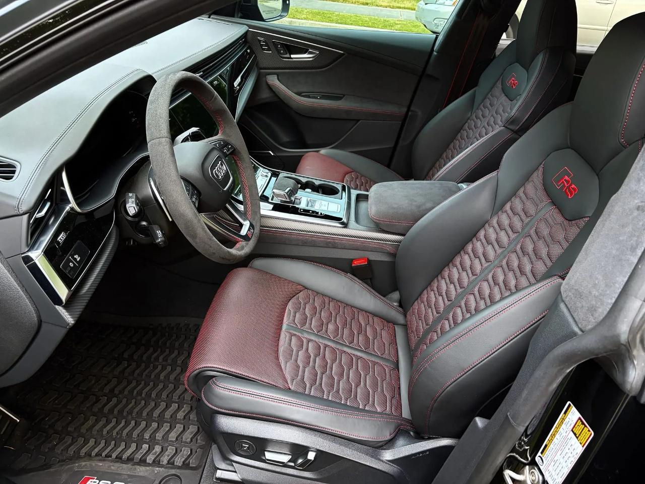 Audi RS Q8 4.0 quattro 2025