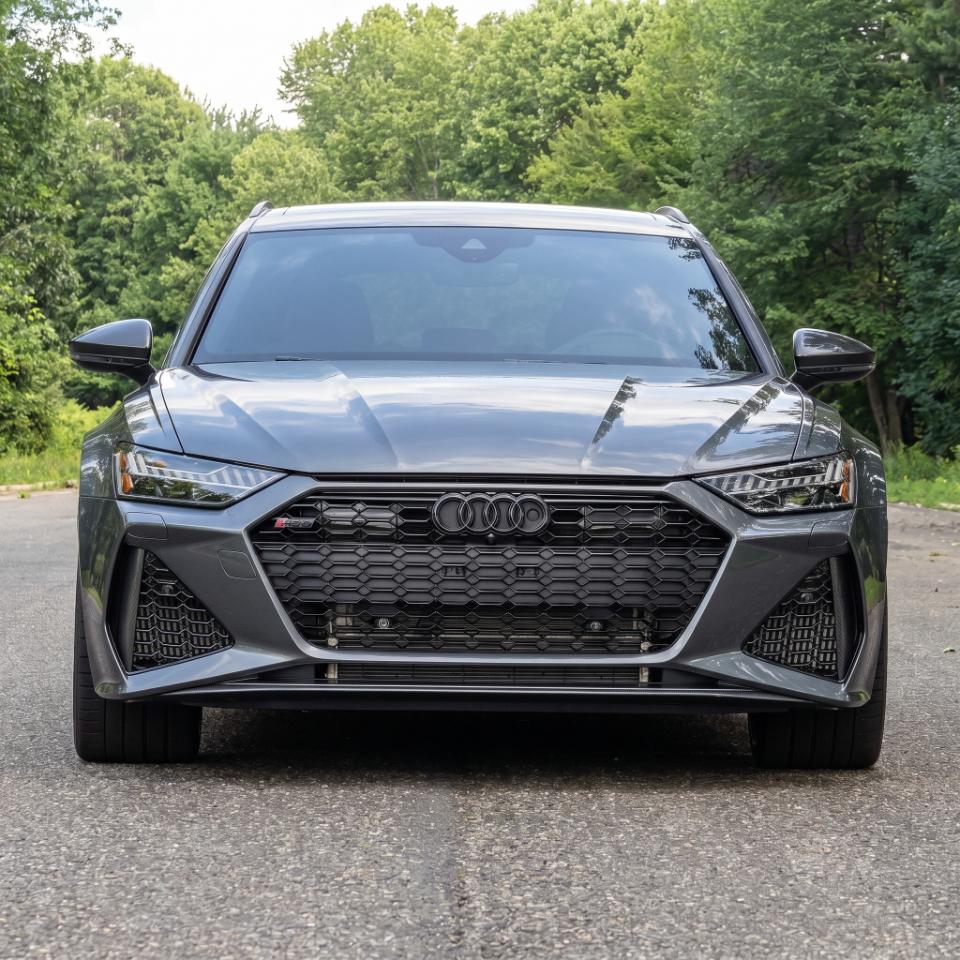 Audi RS6 Avant  2025