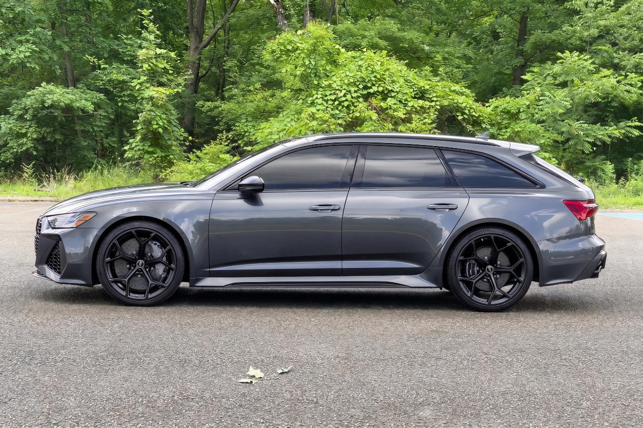 Audi RS6 Avant  2025