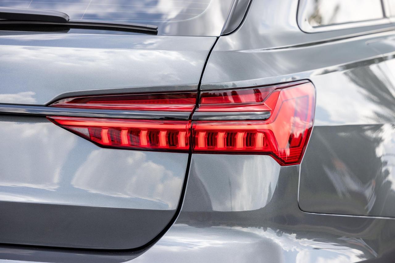 Audi RS6 Avant  2025