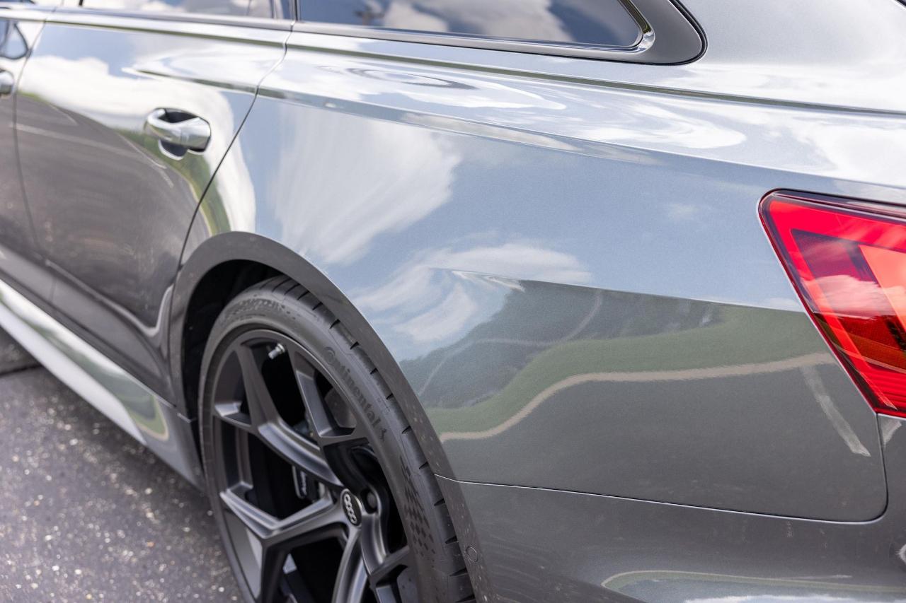 Audi RS6 Avant  2025