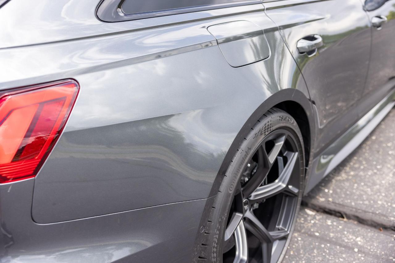 Audi RS6 Avant  2025