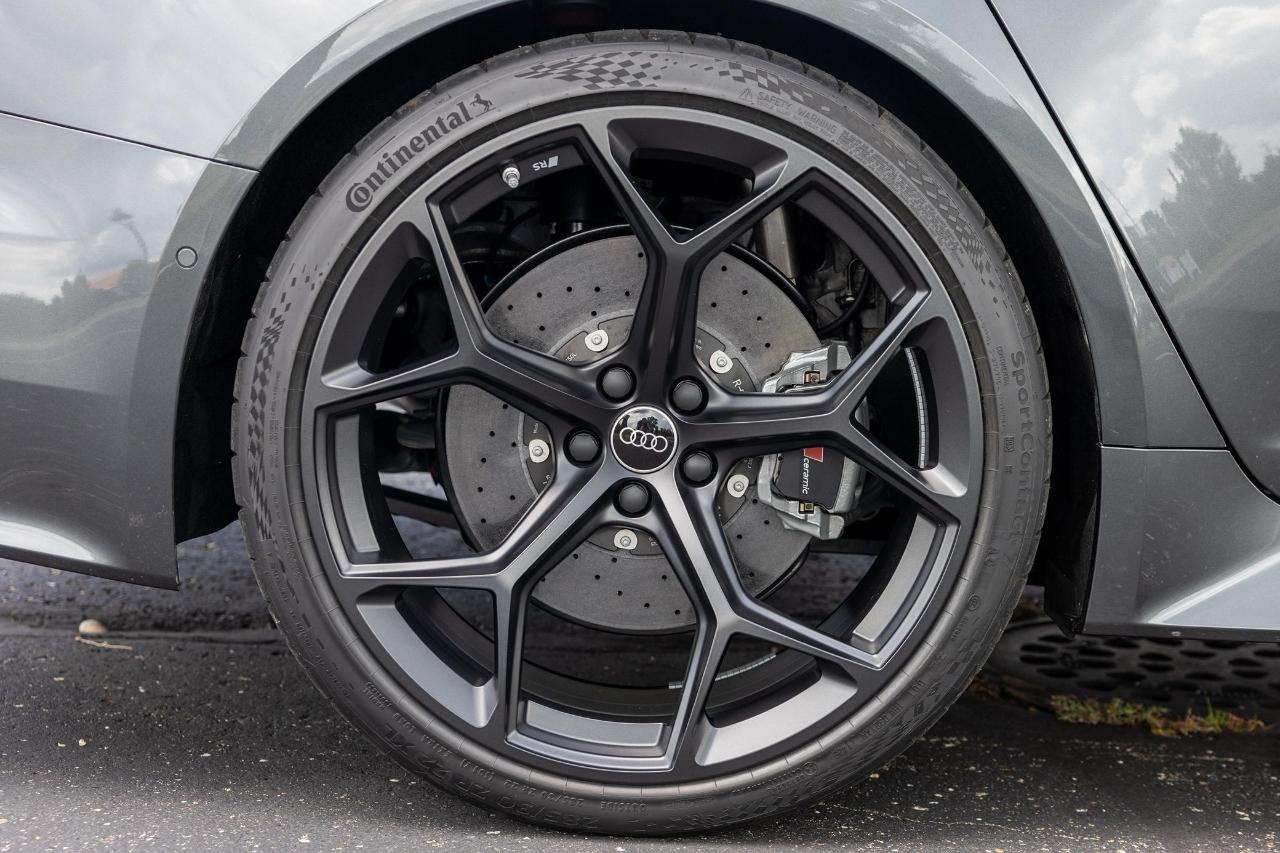 Audi RS6 Avant  2025