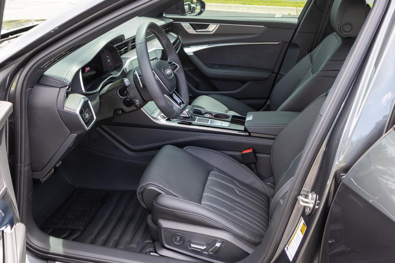 Audi RS6 Avant  2025