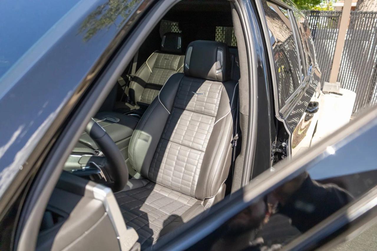 Cadillac Escalade V 4WD 2026