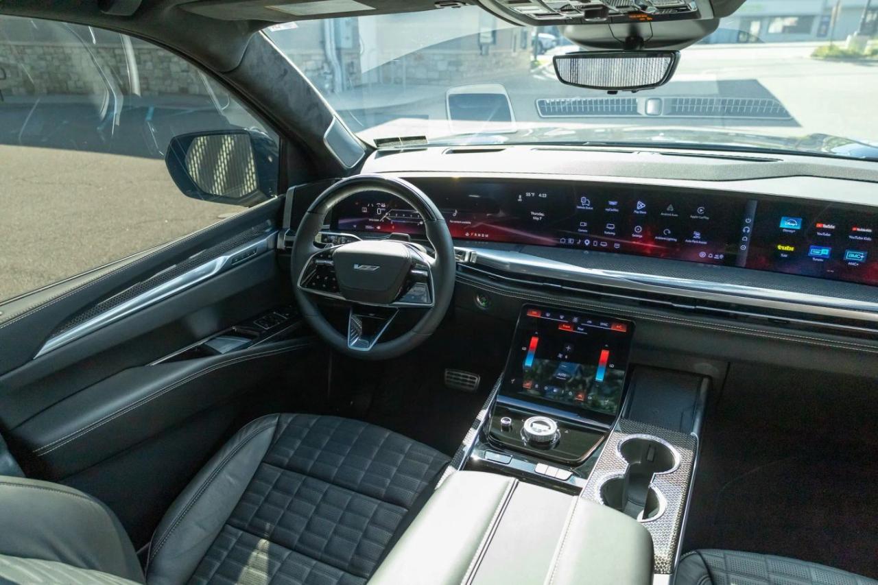 Cadillac Escalade V 4WD 2026