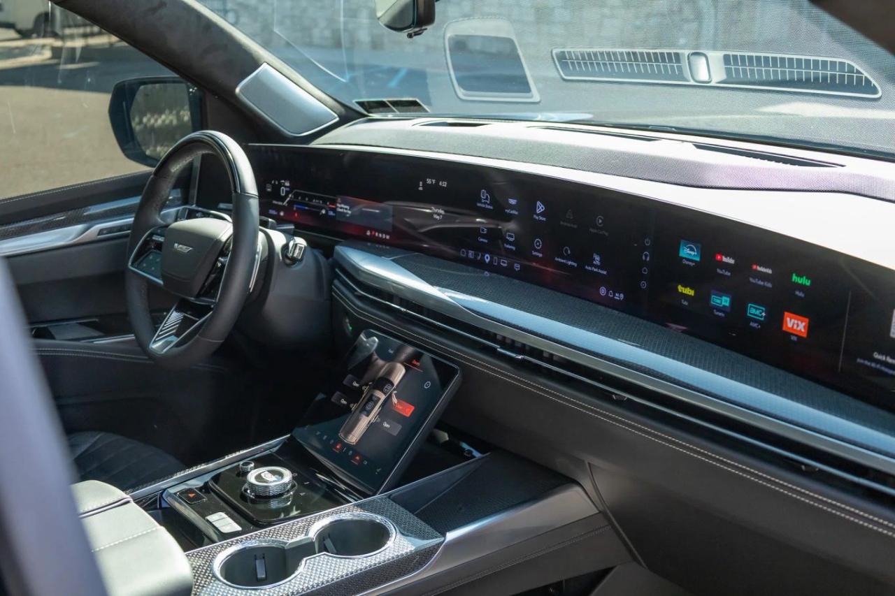 Cadillac Escalade V 4WD 2026