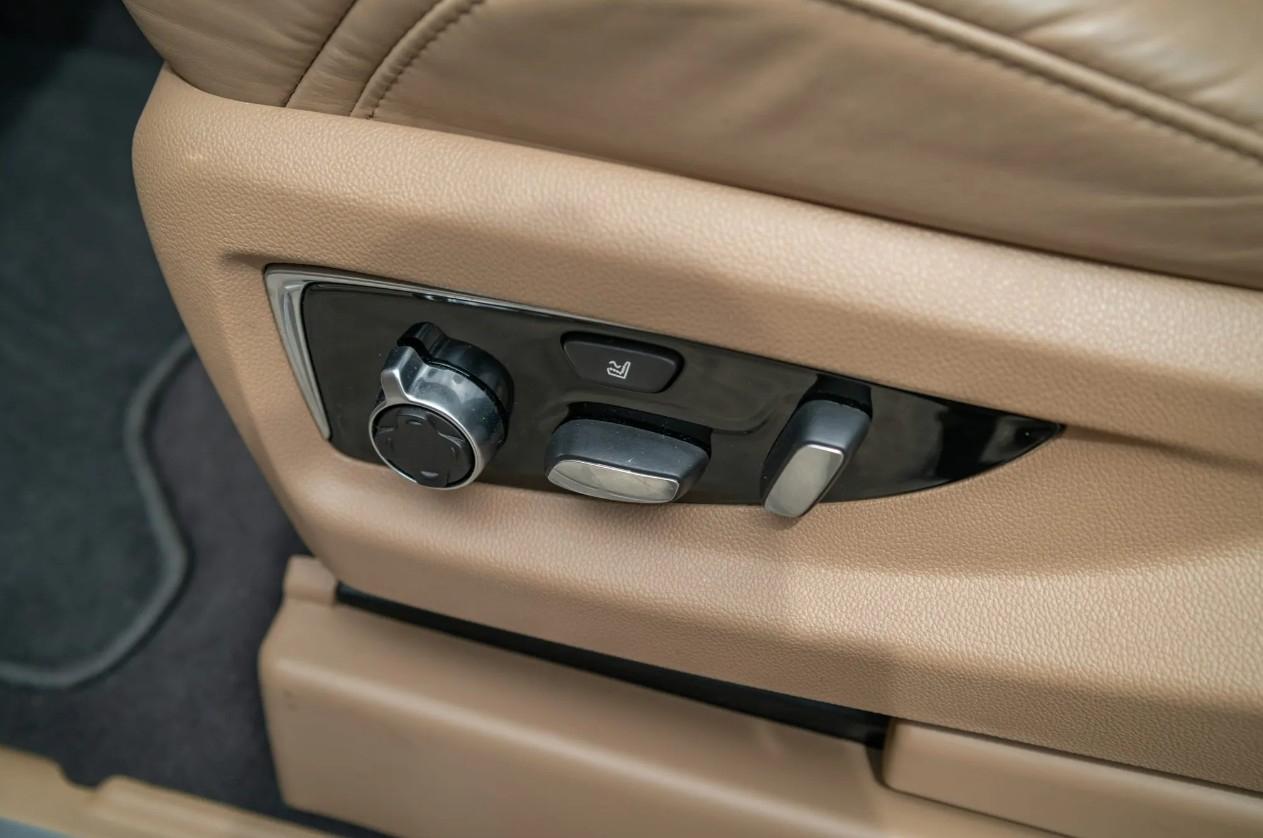 Cadillac Escalade ESV Platinum 4WD 2020