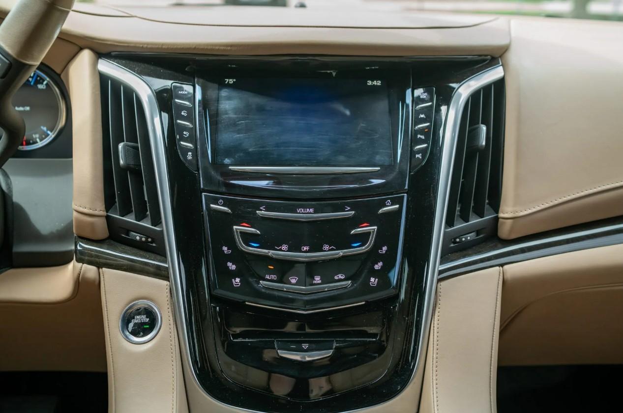Cadillac Escalade ESV Platinum 4WD 2020