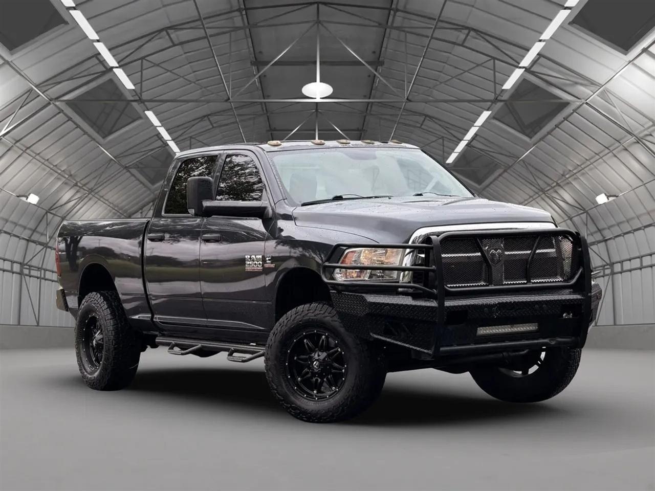 2015 RAM 2500 Tradesman Crew Cab SWB 4WD