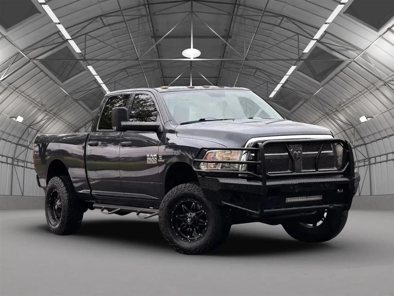 2015 RAM 2500 Tradesman Crew Cab SWB 4WD