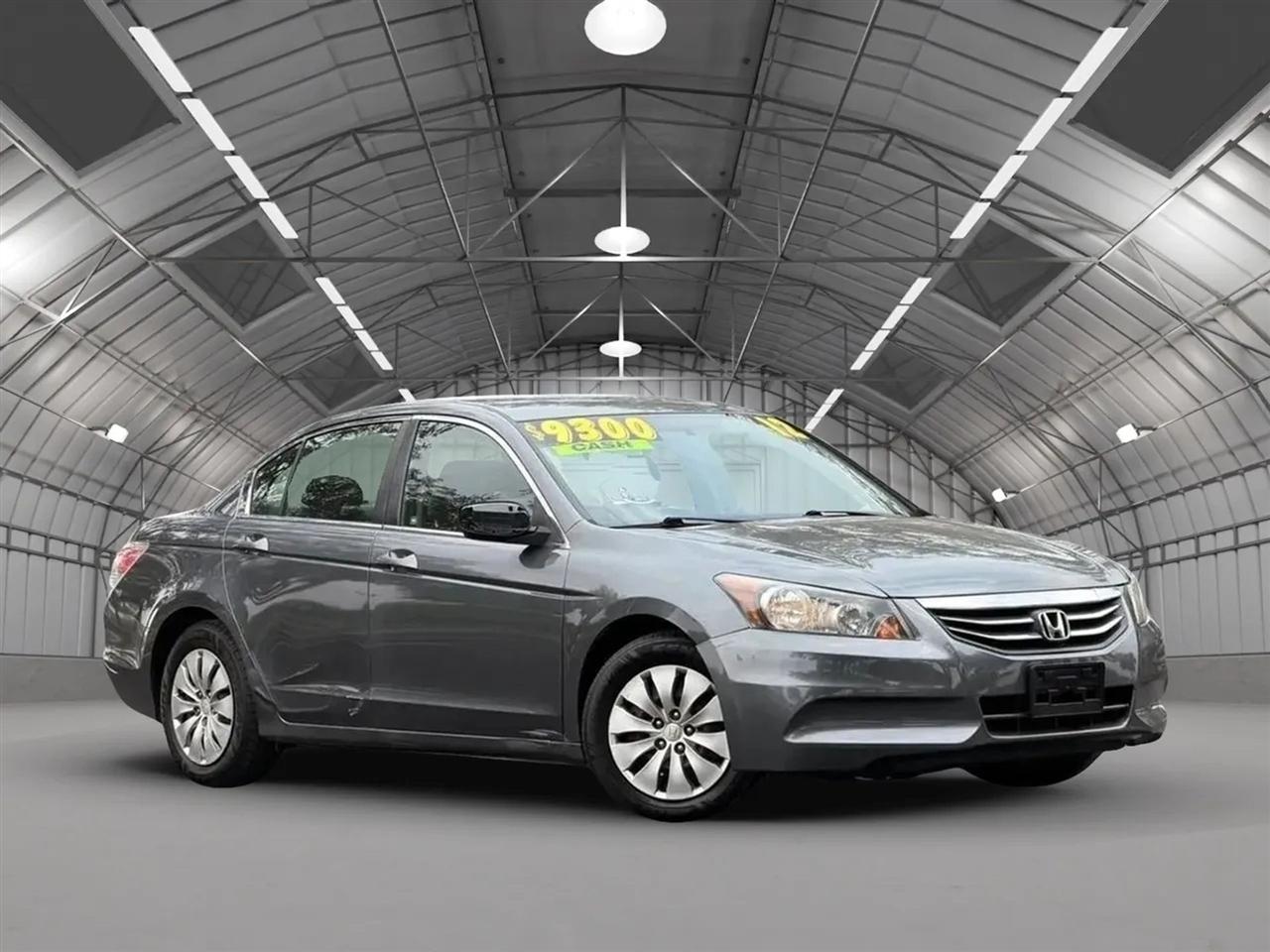 2012 Honda Accord LX sedan AT