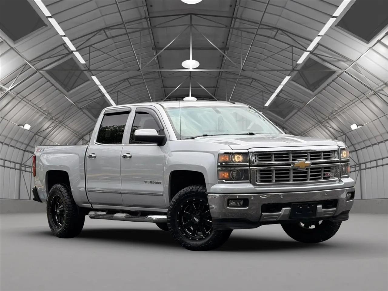 2015 Chevrolet Silverado 1500 LTZ Crew Cab 4WD