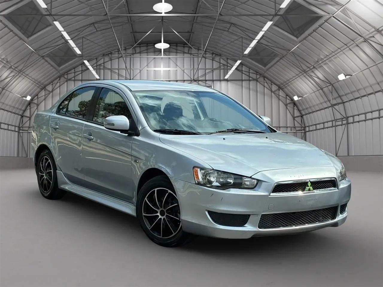 2015 Mitsubishi Lancer ES 5M