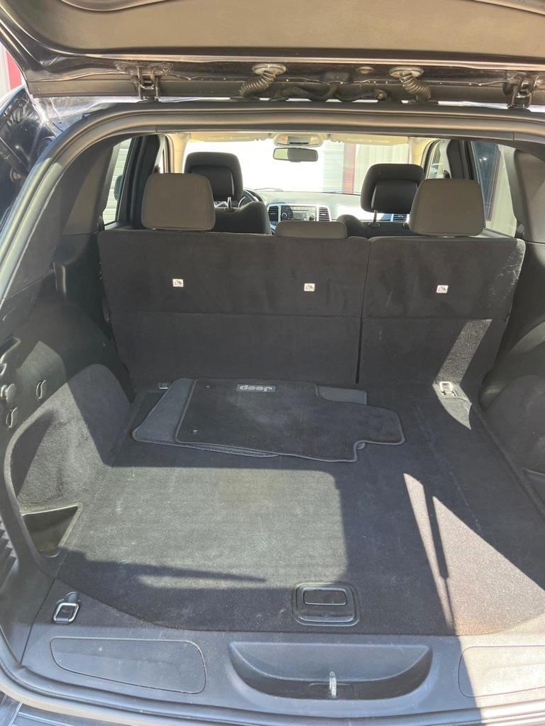 Jeep Grand Cherokee Laredo 2WD 2013
