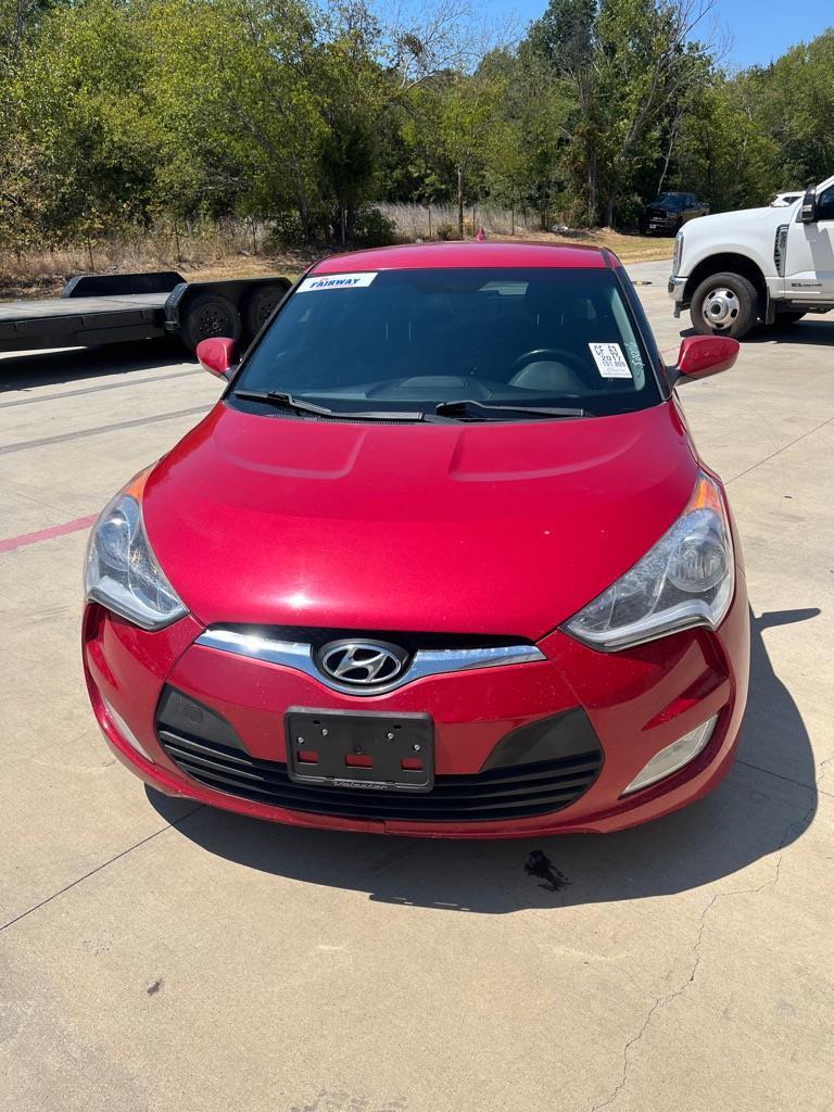Hyundai Veloster Base 6MT 2017