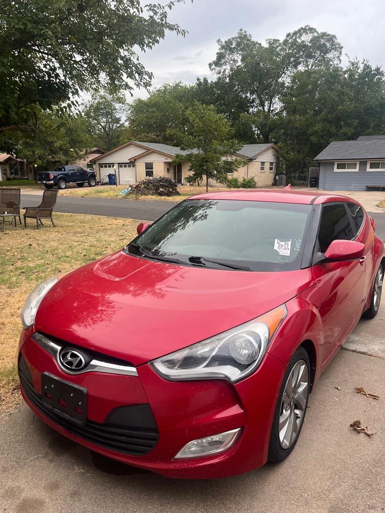 Hyundai Veloster Base 6MT 2017