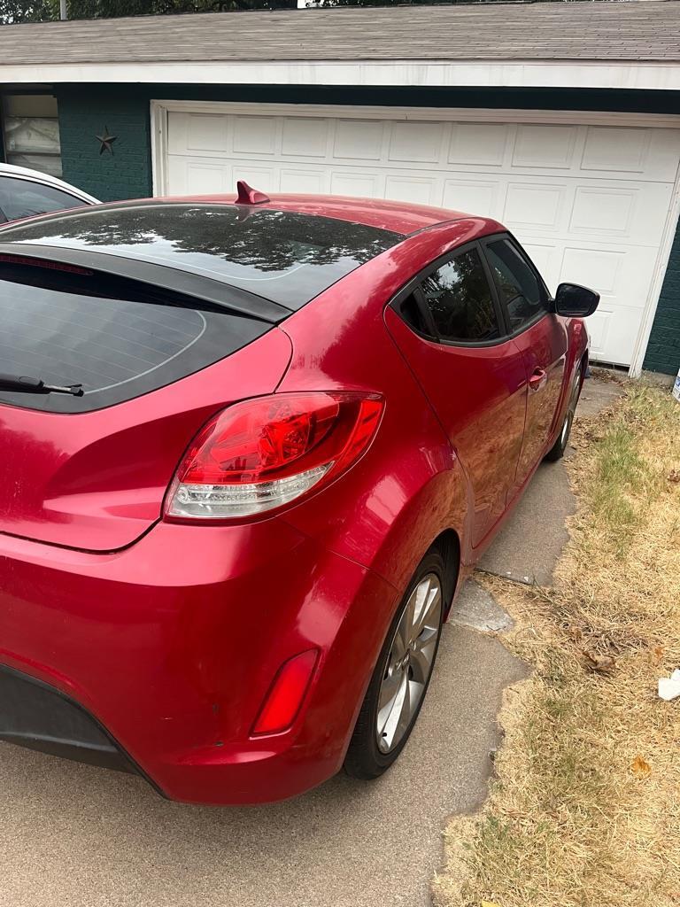 Hyundai Veloster Base 6MT 2017