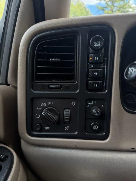Chevrolet Tahoe 4WD 2005