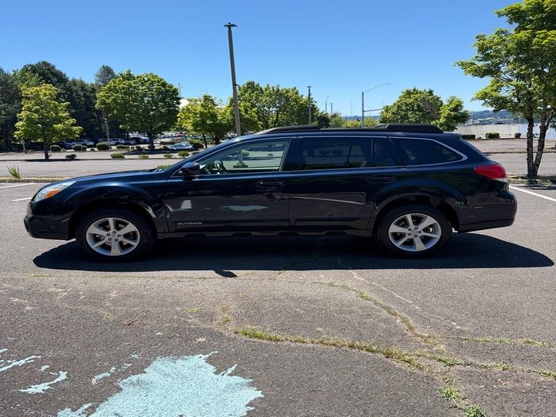 Subaru Outback 2.5i Premium 2013