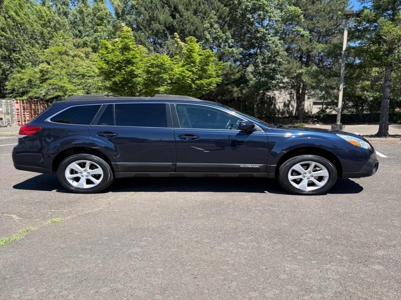 Subaru Outback 2.5i Premium 2013