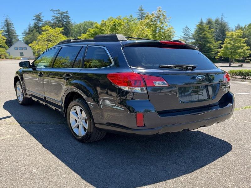 Subaru Outback 2.5i Premium 2013