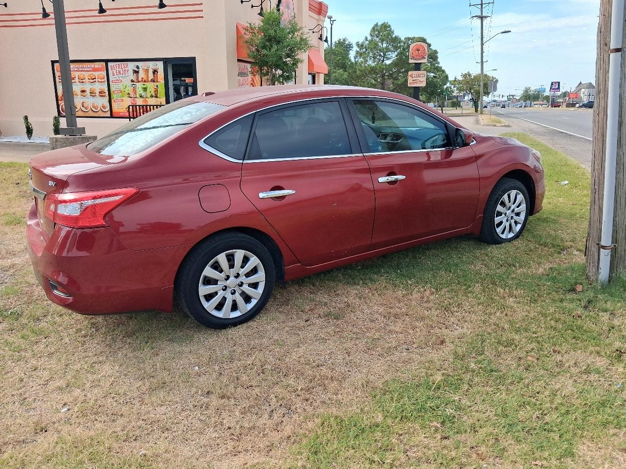 Nissan Sentra S 6MT 2017