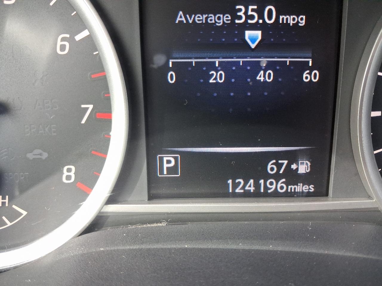 Nissan Sentra S 6MT 2017