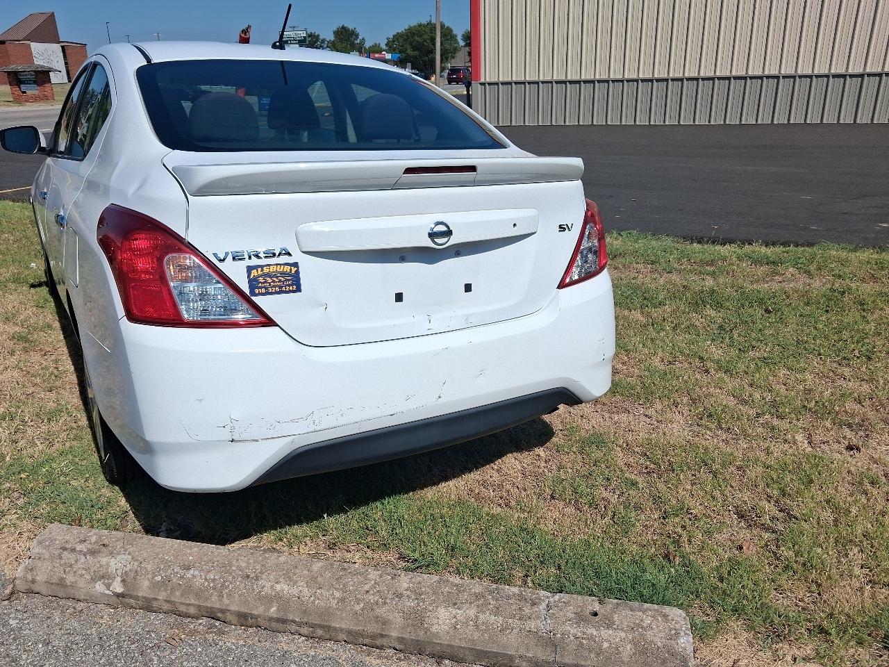 Nissan Versa 1.6 S 5M 2017