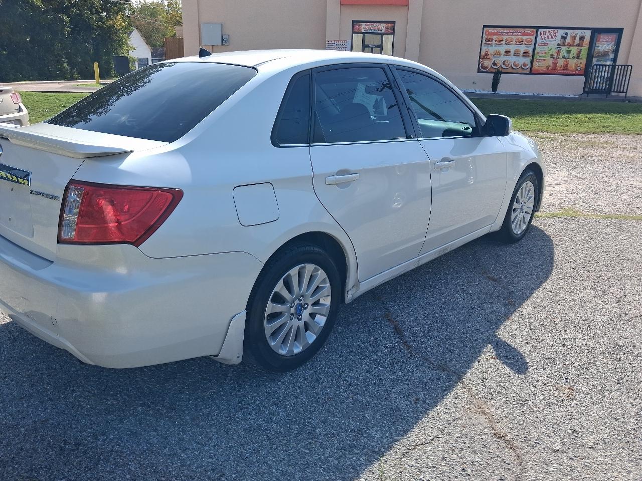Subaru Impreza 2.5i Premium 4-Door 2010