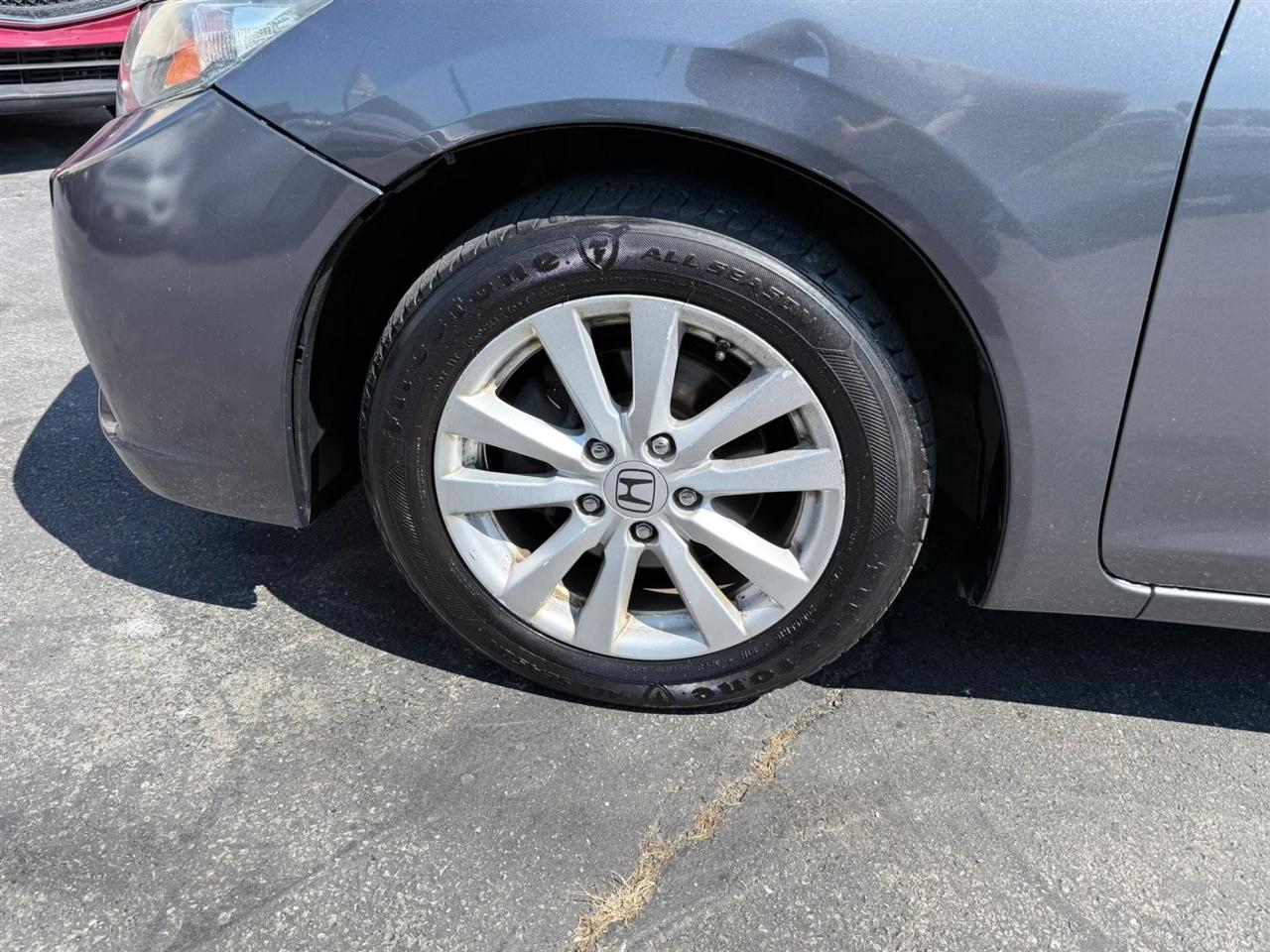 Honda Civic Sedan 4dr CVT LX 2014
