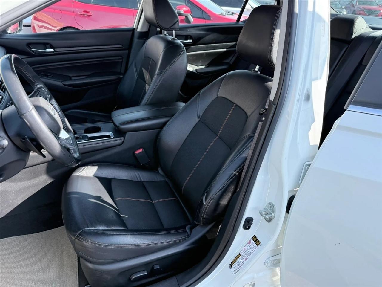2022 Nissan Altima SR - Photo 19
