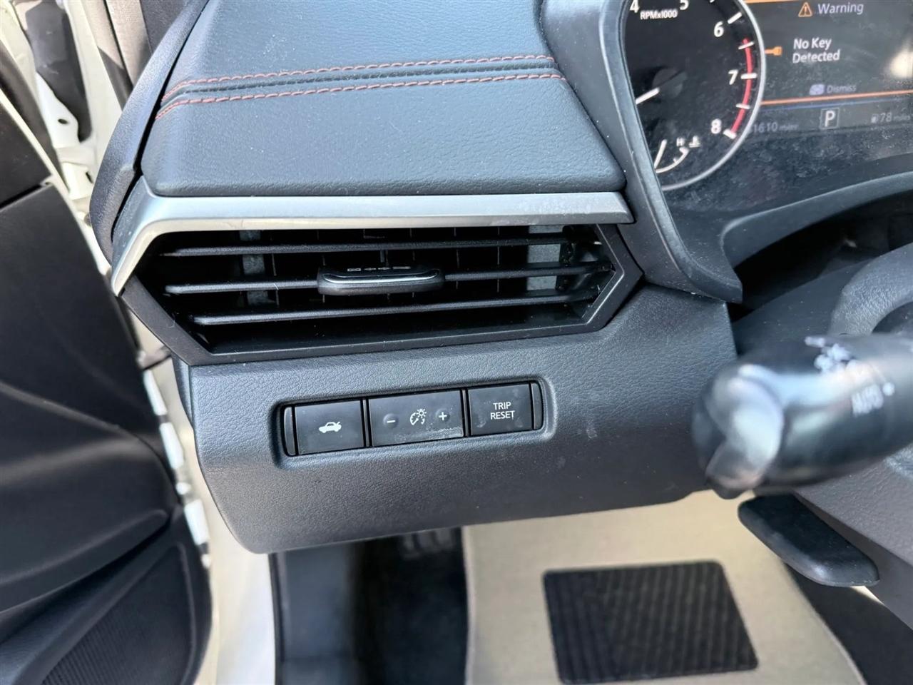 2022 Nissan Altima SR - Photo 22