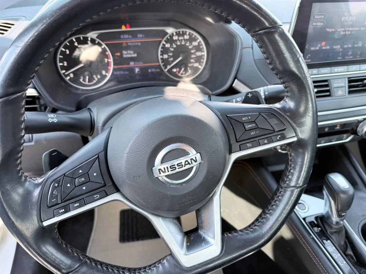 2022 Nissan Altima SR - Photo 23