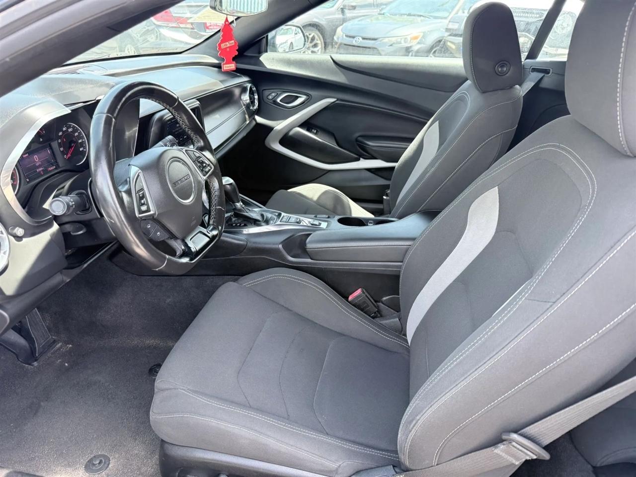 Chevrolet Camaro 2dr Conv 1LT 2020