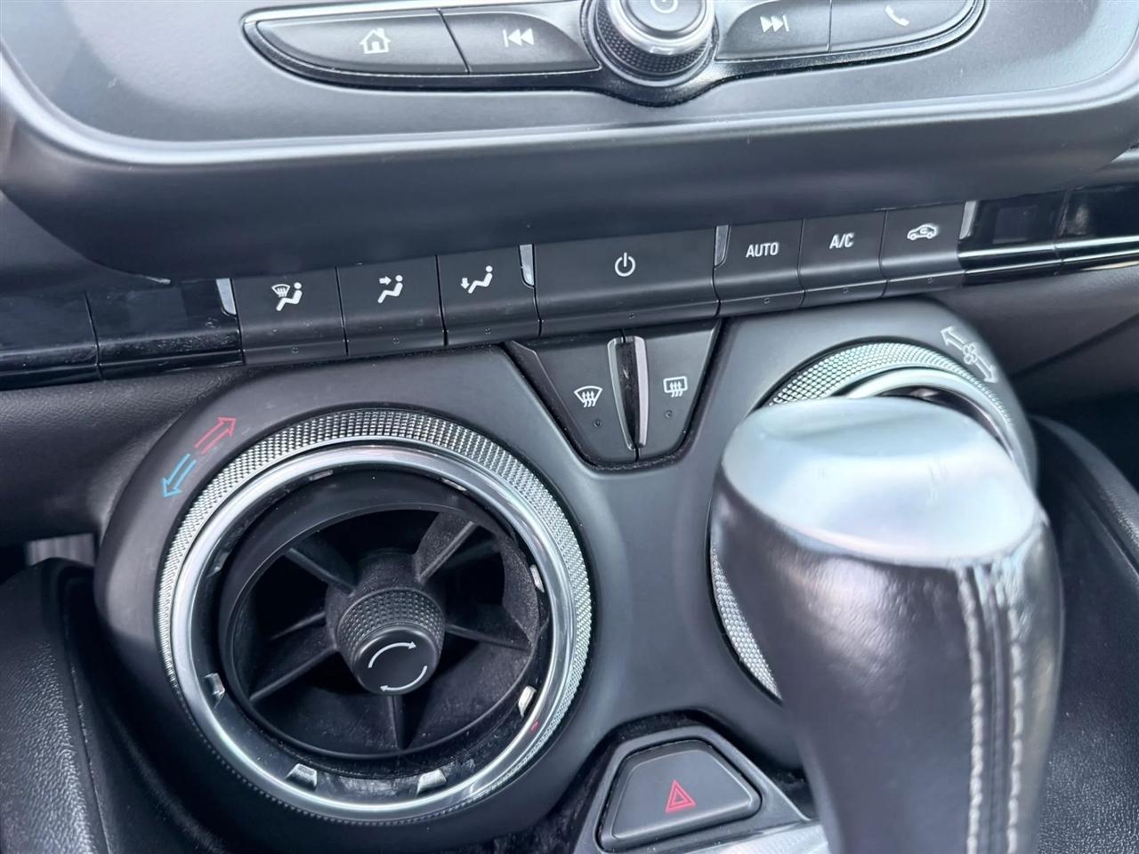 Chevrolet Camaro 2dr Conv 1LT 2020